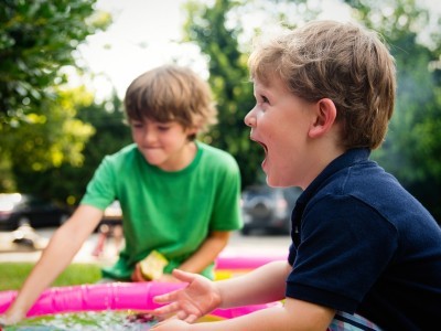 Игры на детских площадках: веселое времяпровождение с пользой для здоровья