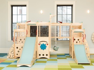 Детский игровой комплекс для помещений: выберите вариант на свой вкус